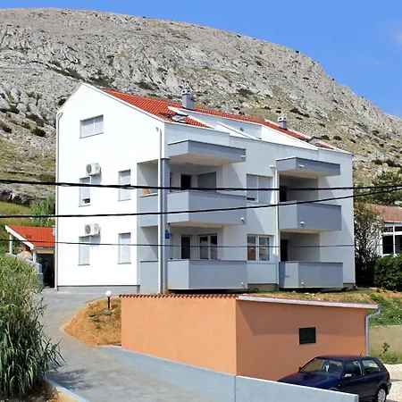 Appartamento With A Parking Space Pag - 6433